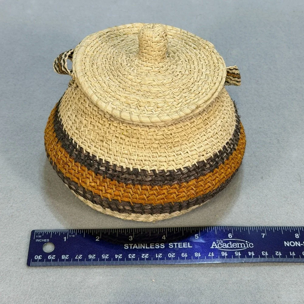 Southwestern Style Woven Basket with Lid & Handle – Rustic Boho Home Decor
